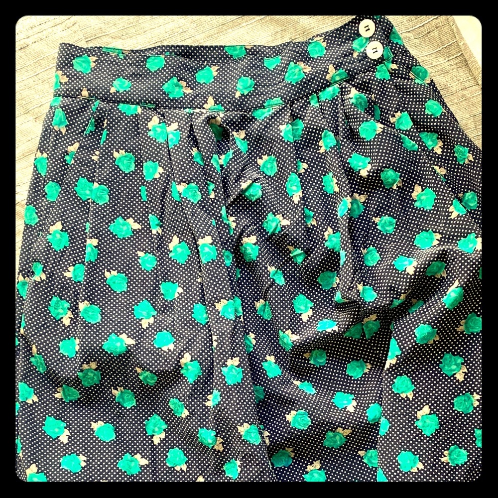 Vintage Jones NY Ladies Skirt! Flawless 100% silk